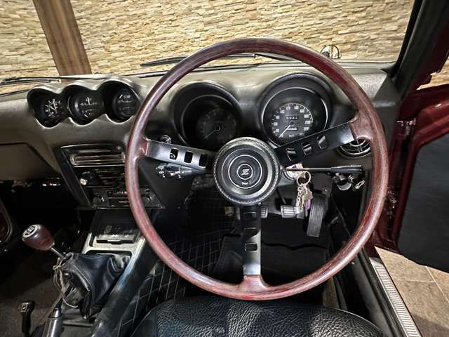 NISSAN BLUEBIRD HARDTOP 1972 Image 31