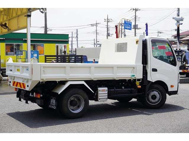 HINO DUTRO 2024 Image 31