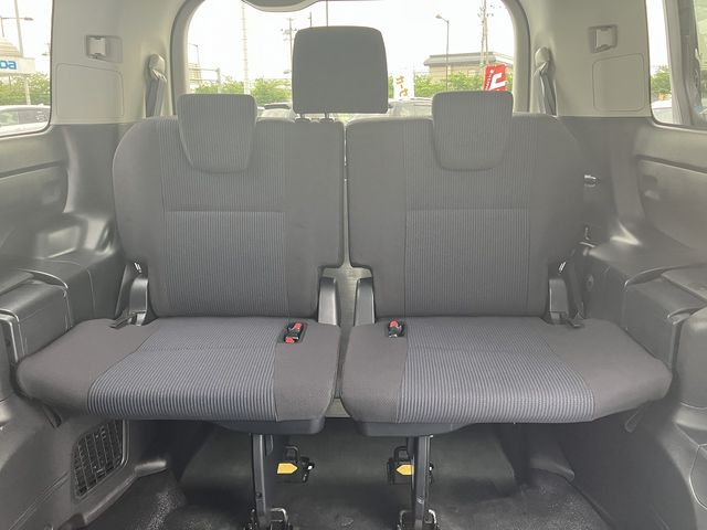 TOYOTA VOXY 4WD 2014 Image 31