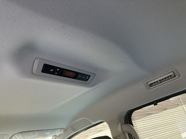 TOYOTA VOXY 4WD 2014 Image 31