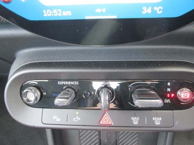 BMW MINI COOPER 5DOOR 2025 Image 31