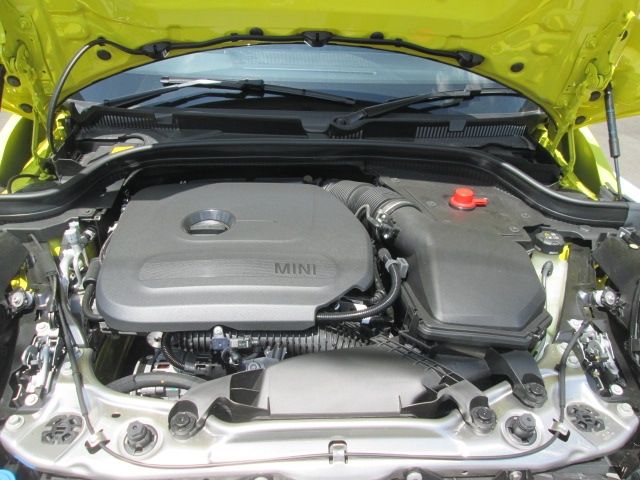 BMW MINI COOPER 5DOOR 2025 Image 31