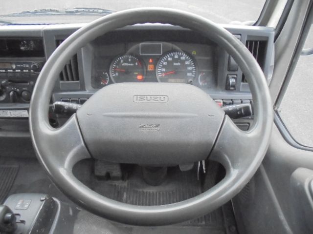 ISUZU ELF 2011 Image 31