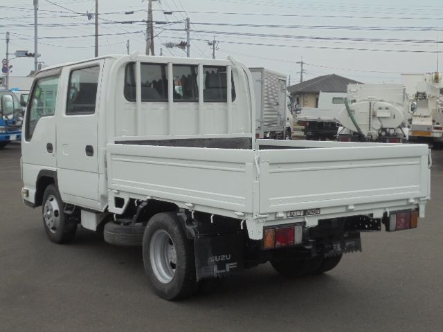 ISUZU ELF 2011 Image 31