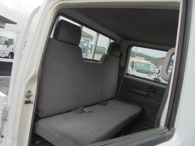 ISUZU ELF 2011 Image 31