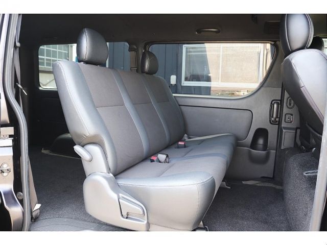 TOYOTA HIACE VAN 2WD 2020 Image 31