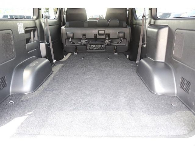 TOYOTA HIACE VAN 2WD 2020 Image 31