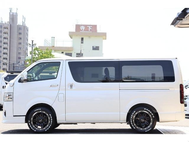 TOYOTA HIACE VAN 4WD 2023 Image 31