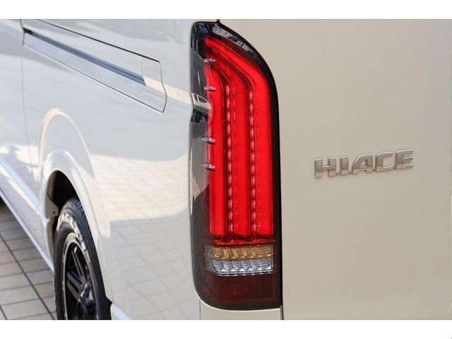 TOYOTA HIACE VAN 4WD 2023 Image 31