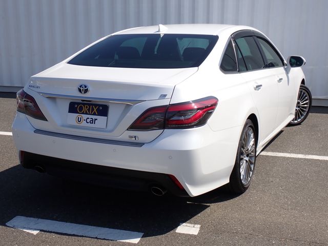 TOYOTA CROWN SEDAN HYBRID 2021 Image 31