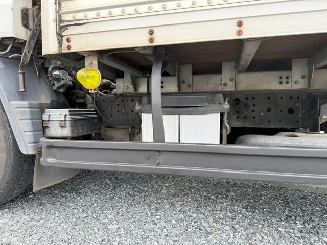 MITSUBISHI CANTER 2006 Image 31