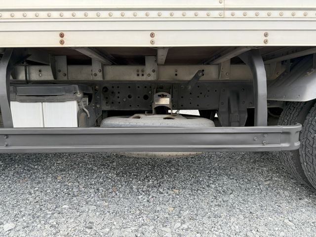 MITSUBISHI CANTER 2006 Image 31