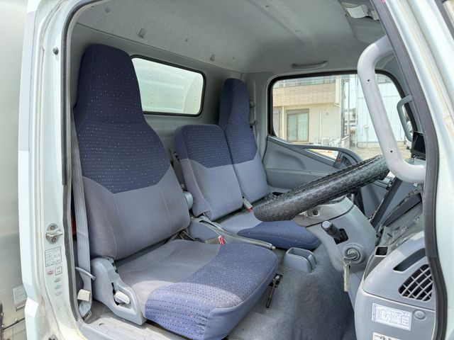 MITSUBISHI CANTER 2006 Image 31