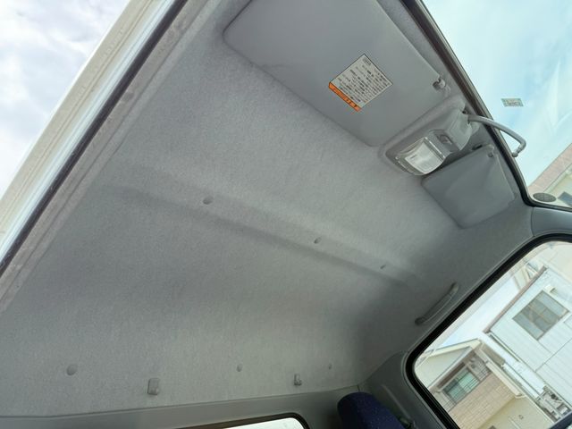 MITSUBISHI CANTER 2006 Image 31