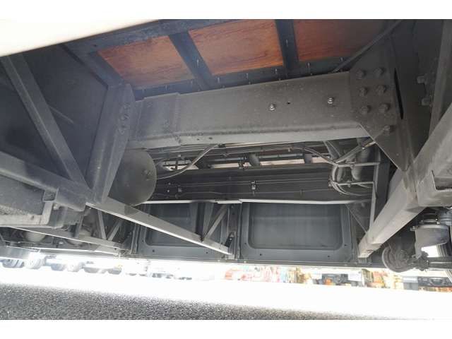 ISUZU GALA MIO 2013 Image 31