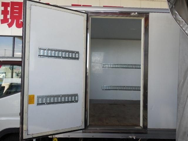 MITSUBISHI CANTER 2014 Image 31