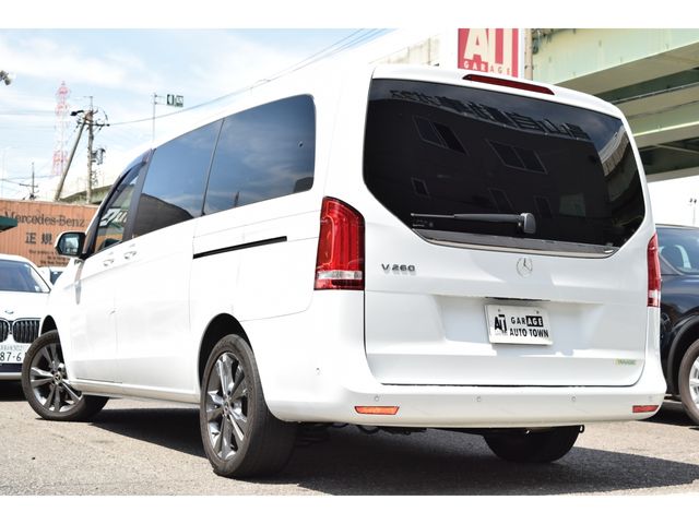 MERCEDES BENZ V CLAS 2019 Image 31