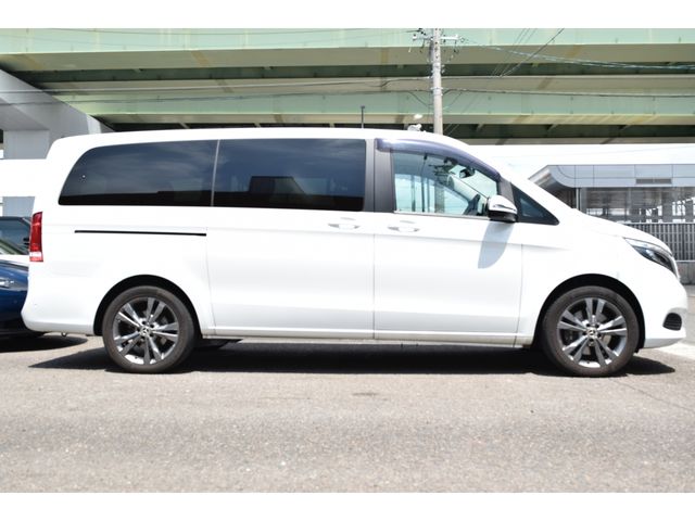 MERCEDES BENZ V CLAS 2019 Image 31