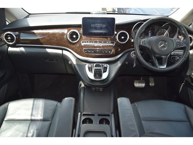 MERCEDES BENZ V CLAS 2019 Image 31