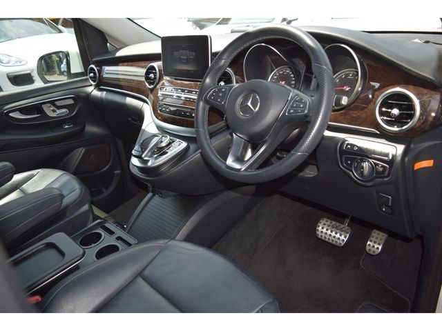 MERCEDES BENZ V CLAS 2019 Image 31