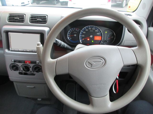 DAIHATSU MOVE CONTE 2010 Image 31