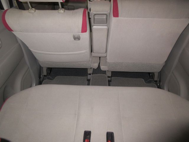 DAIHATSU MOVE CONTE 2010 Image 31