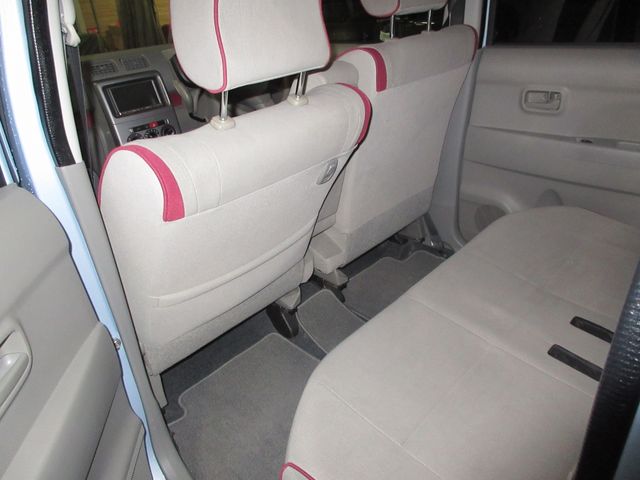 DAIHATSU MOVE CONTE 2010 Image 31