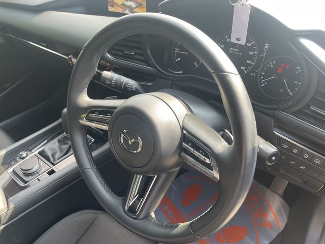 MAZDA 3 FASTBACK 2020 Image 31