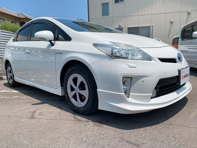 TOYOTA PRIUS 2013 Image 31