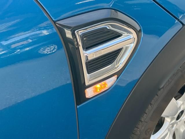 BMW MINI COOPER D CR 2019 Image 31