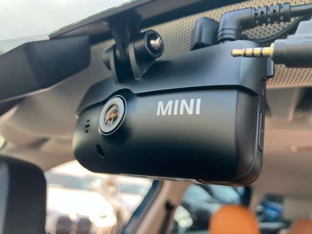 BMW MINI COOPER D CR 2019 Image 31