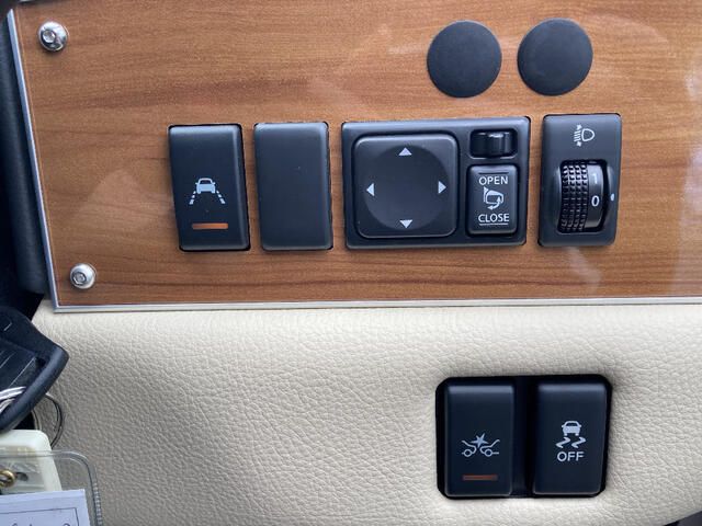 MITSUOKA VIEWT 2021 Image 31