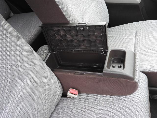 DAIHATSU BOON 2014 Image 31