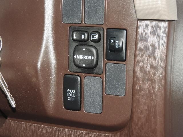 DAIHATSU BOON 2014 Image 31