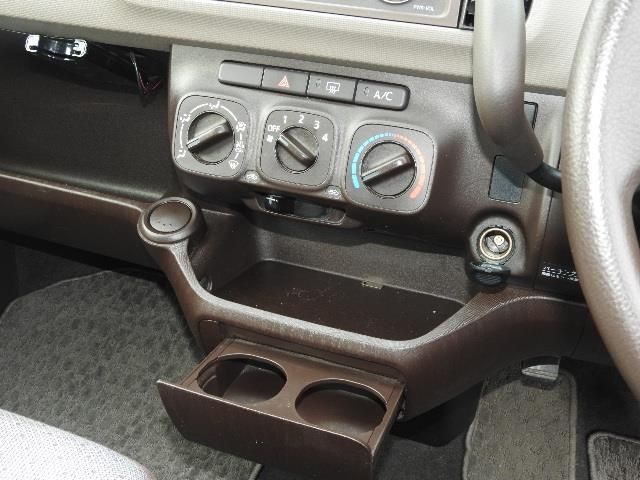 DAIHATSU BOON 2014 Image 31