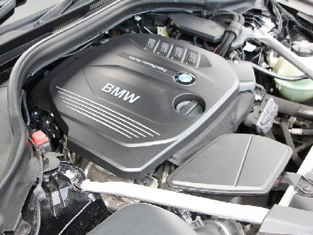 BMW 5SERIES TOURING 2019 Image 31