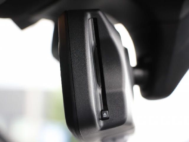 BMW 5SERIES TOURING 2019 Image 31