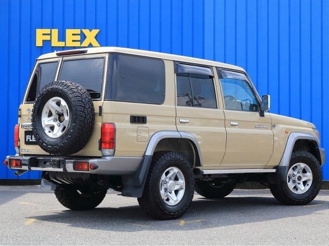 TOYOTA LANDCRUISER VAN 2015 Image 31