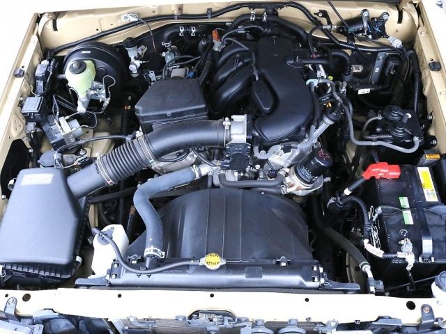 TOYOTA LANDCRUISER VAN 2015 Image 31