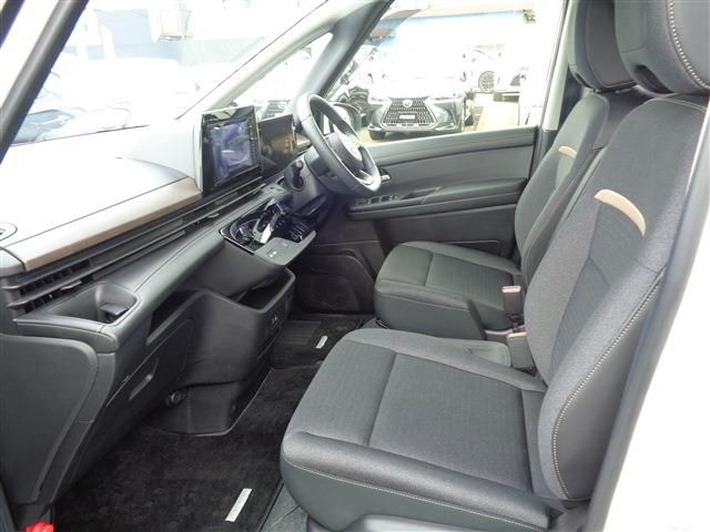 NISSAN SERENA  WG 2023 Image 31