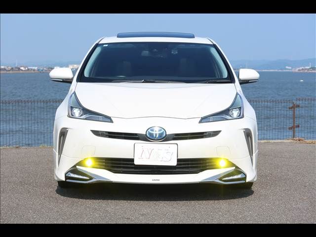 TOYOTA PRIUS 2019 Image 31