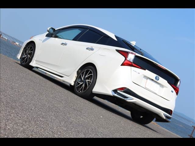 TOYOTA PRIUS 2019 Image 31