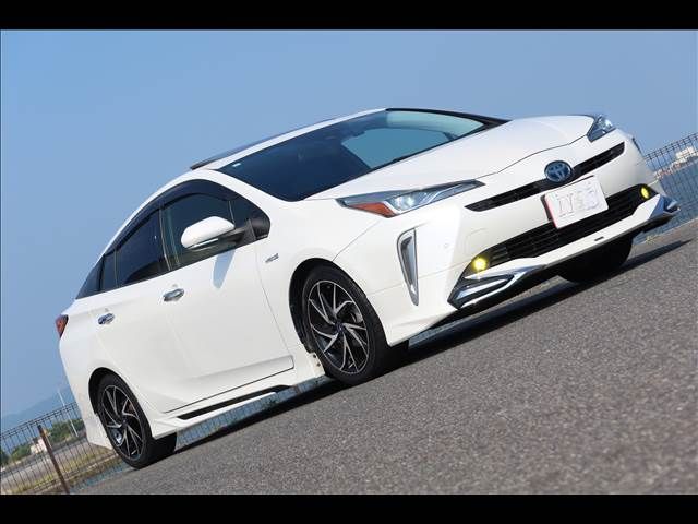 TOYOTA PRIUS 2019 Image 31