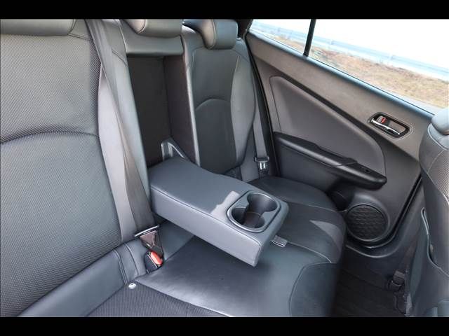 TOYOTA PRIUS 2019 Image 31