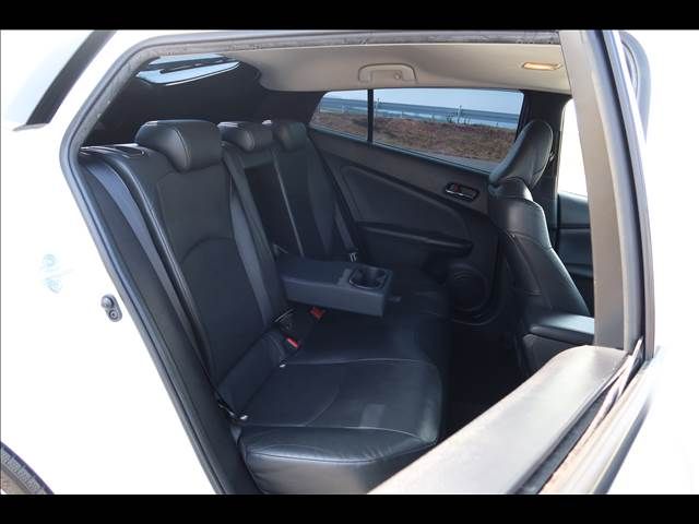 TOYOTA PRIUS 2019 Image 31