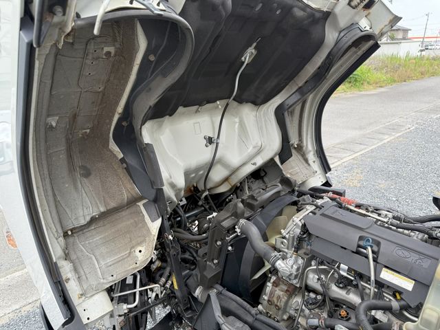 MITSUBISHI CANTER 2020 Image 31