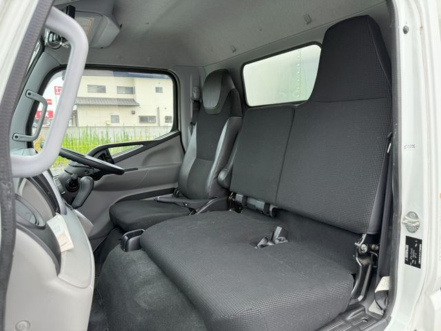 MITSUBISHI CANTER 2020 Image 31