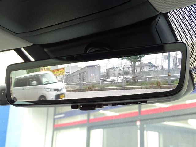 TOYOTA LEXUS RZ450E 2023 Image 31