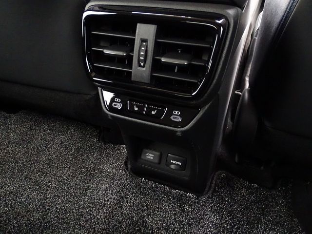 TOYOTA LEXUS RZ450E 2023 Image 31