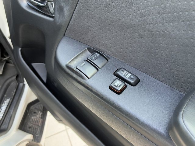 TOYOTA HIACE VAN 4WD 2015 Image 31